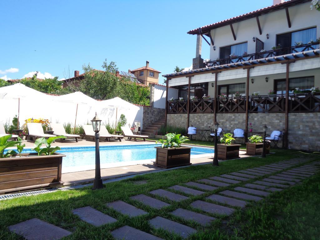 Einstein House & Spa Marchevo Esterno foto